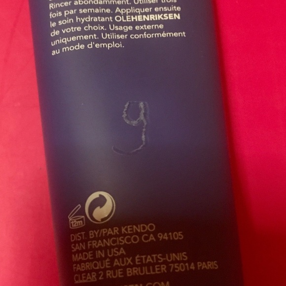 SOLD Ole Henriksen Walnut Facial Scrub Sealed - Picture 5 of 5